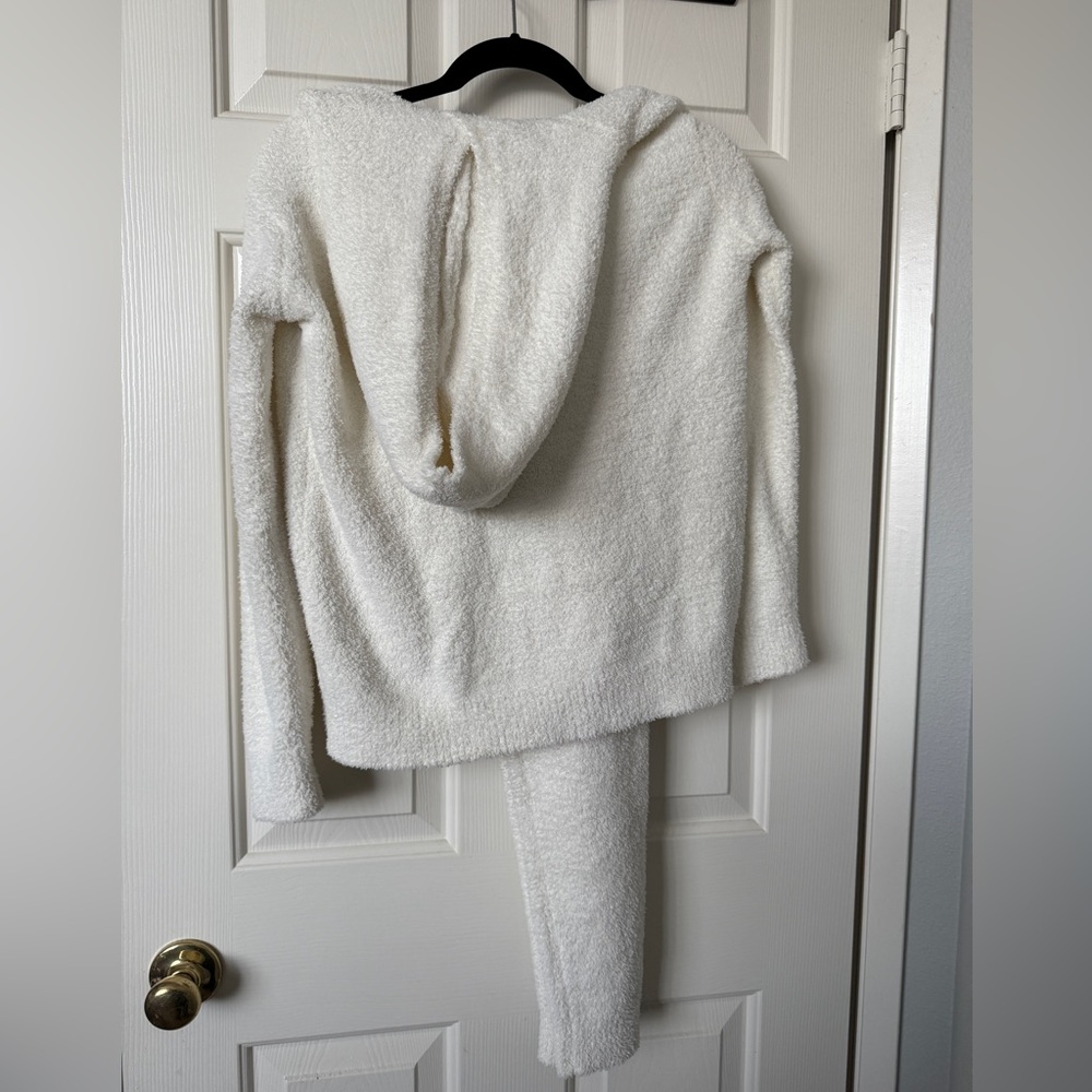 Softies Cozy White Hooded Sweater and Jogger Set. Small. - Picture 2 of 4